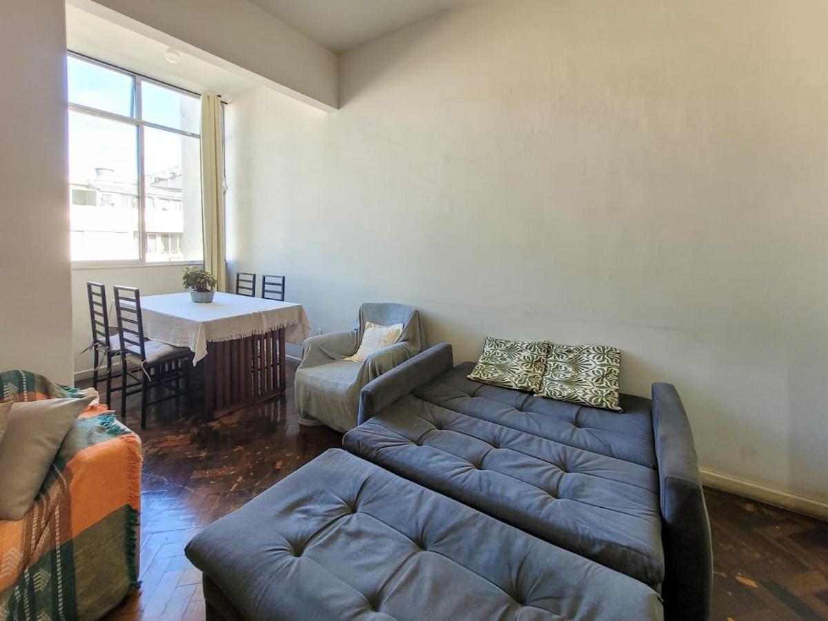 Em Copacabana, Apartamento *