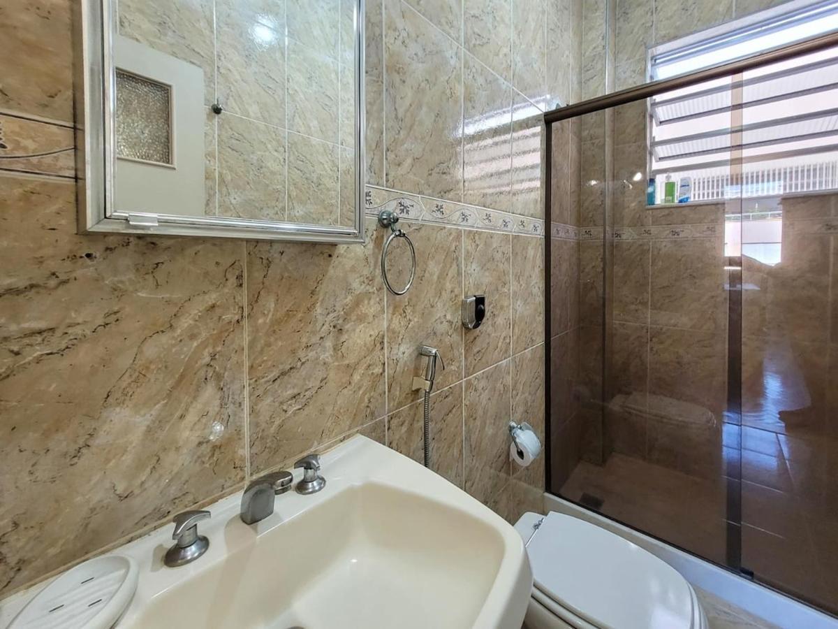 Em Copacabana, Apartamento *